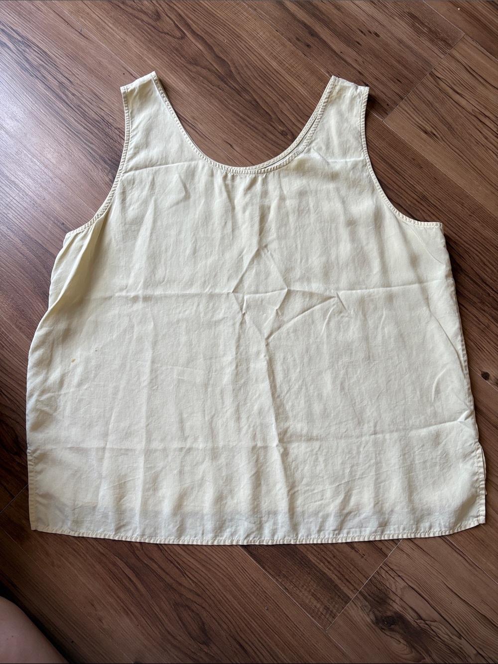 VINTAGE Silk Set - Tank Top & Drawstring Pants - Picture 3 of 7